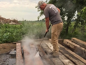 barnwood siding beadboard reclaimed recycling dos ts don beams barn america services